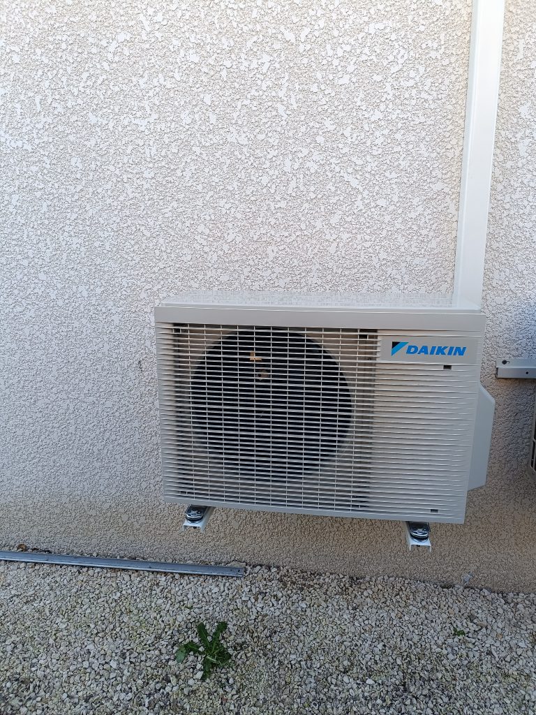 bouillot installation-climatiisation-daikin